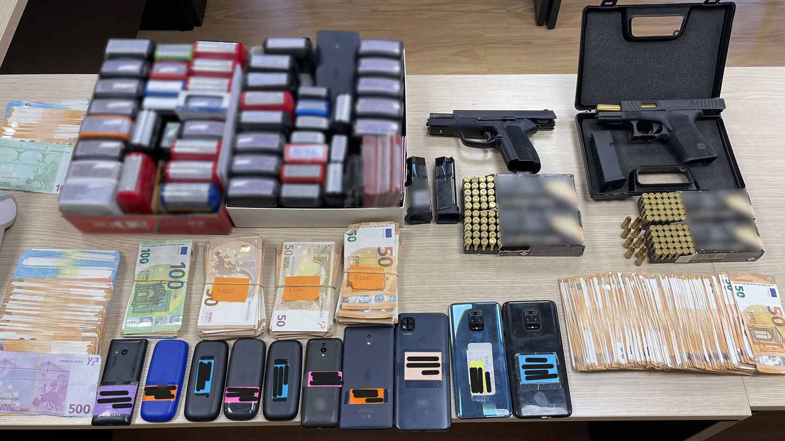 Εξαρθρώθηκε η «σπείρα των 11» με τα 8 πολυτελή αυτοκίνητα!